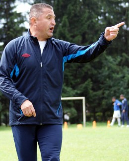 Stire din Sport : Marian Pană și-a dat acceptul pentru achiziționarea lui Adrian Pătulea