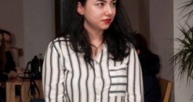 "Simt că primesc mai mult de la o carte, decât de la o noapte în club" - 2