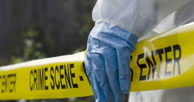 Stire din Actualitate : Un elev și-a înjunghiat fosta iubită de 15 ani de peste 120 de ori. A căutat pe Google cum să scape de crimă