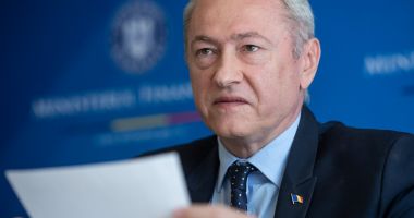 Stire din Social : ANAF ÎNCEPE CONTROALELE LA SÂNGE! "Avem peste tot exemple de şmecheri fără venituri care sfidează cu opulenţa"