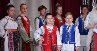 Galerie FOTO / Regal artistic pe versuri de iubire și în pas de dans, la Cumpăna - 6