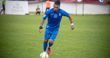 Stire din Sport : Fotbal / Farul Constanța - CS Mioveni 2-0, în Liga a II-a