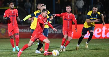 Stire din Sport : FCSB, victorioasă în deplasare cu Agricola Borcea, 2-1, în Cupa României