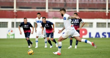 Stire din Sport : FC Viitorul continuă aventura în Cupa Ligii