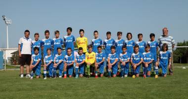 Stire din Sport : Fotbal/Juniori D: FC Viitorul va juca în turneul semifinal de la Ovidiu