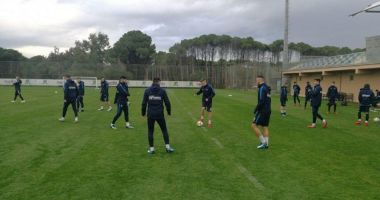 Stire din Sport : FC Viitorul continuă antrenamentele înainte de reluarea sezonului