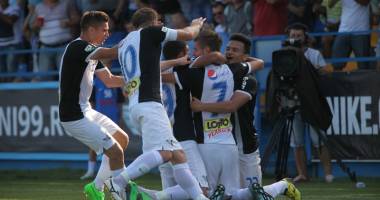 FC Viitorul a îngenuncheat vicecampioana - 6
