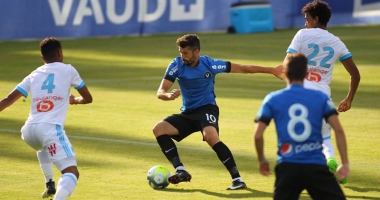 Stire din Sport : FC Viitorul joacă,  astăzi,  cu Gaz Metan Mediaș