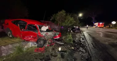 Accident grav în Mineri. Patru victime, două persoane au rămas încarcerate - 4