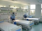 Reanimare modernă, cu ventilatoare și monitoare vechi