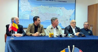 Stire din Social : Felix Stroe, președinte onorific al Consiliului român al Ligii Navale a Statelor Unite