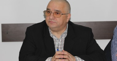 Stire din Politică-Administrație : Consilierul local Felix Stroe a demisionat