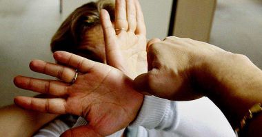 Operatoarea unei săli de jocuri din Constanța, STRÂNSĂ DE GÂT! - 1