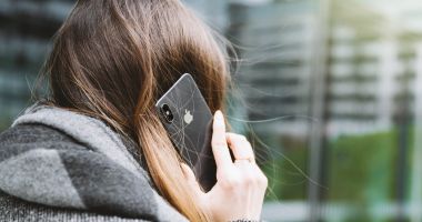 Stire din Eveniment : Femeie beată, amendată după ce a sunat la 112 şi a spus că este sechestrată