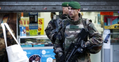 Stire din Actualitate : Un cetățean francez a înjunghiat mortal o turistă britanică, în timp ce striga "Allah Akbar"