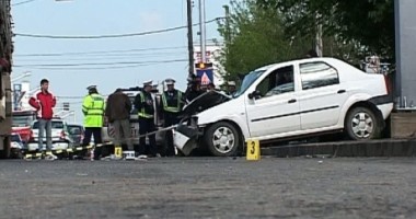 Stire din Eveniment : Polițiștii au găsit o femeie moartă în portbagajul unei mașini implicată într-un accident rutier