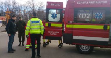 Galerie foto / Femeie spulberată pe trecere, în zona Gării - 4