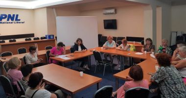 Stire din Politică-Administrație : Femeile liberale, vot pentru funcțiile vacante din filiala Constanța