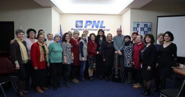 Stire din Politică-Administrație : Cum au marcat femeile din PNL Ziua Culturii Naționale