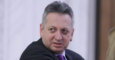 Stire din Eveniment : Relu Fenechiu, condamnat la trei ani și 10 luni de închisoare, într-un dosar de trafic de influență
