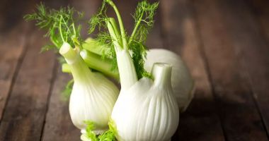 Stire din Sănătate : Sănătate din natură - Feniculul, recomandat de medici pentru a scăpa de balonări