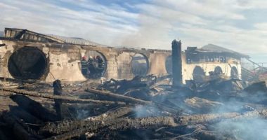 Stire din Eveniment : Trei posibile cauze ale incendiului de la Ferma Dacilor. Specialiștii de la INSEMEX Petroșani au terminat raportul