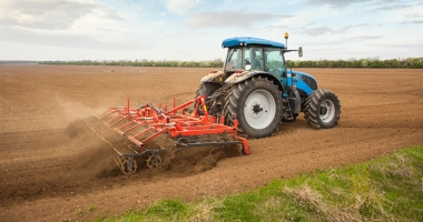 Stire din Economie : Fermierii și cetățenii români pot contribui la simplificarea politicii agricole europene