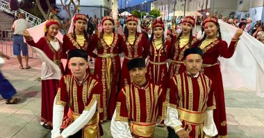 Comunitatea tătară, reprezentată cu cinste la Festivalul Tinereții de la Mangalia - 2