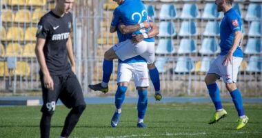 Stire din Sport : FC Farul, "ploaie" de goluri în poarta Pandurilor Târgu Jiu
