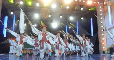 Stire din Diverse : Talentele muzicii românești, premiate la Festivalul Mamaia Copiilor 2018