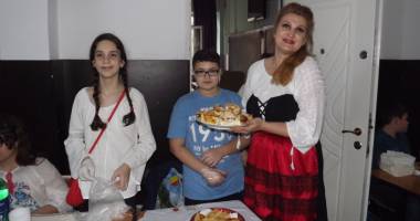 Festivalul plăcintelor,  la Școala "Nicolae Tonitza" - 2