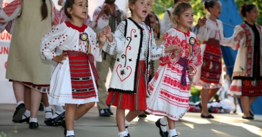 Festivalul tradițiilor populare, în Piața Ovidiu