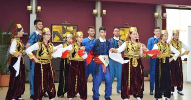 Stire din Politică-Administrație : UDTR marchează sosirea primăverii printr-un festival cultural