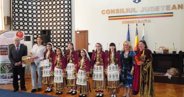 Stire din Cultură-Educație : UDTR dă startul primăverii culturale cu Festivalul Interetnic „Primăvara Comunitară”