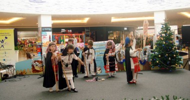 Festivalul "E vremea colindelor" - căldura sărbătorilor de iarnă adusă de cei mici - 3