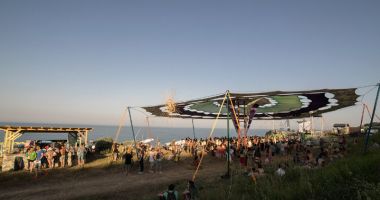 Stire din Social : Dakini Festival deschide poarta marilor evenimente de la malul mării