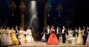 Stire din Cultură-Educație : "Traviata" lui Verdi  și "Zorba", pe scena  Teatrului "Oleg Danovski"