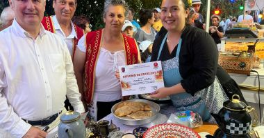Stire din Social : Surpriză oferită turiștilor din Techirghiol, la prima ediție a festivalului plăcintelor
