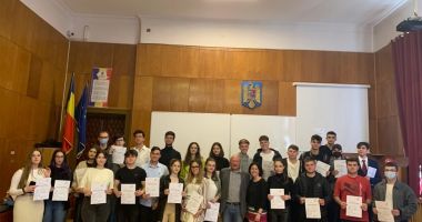 Diplome în limba germană pentru 27 de liceeni de la Colegiul "Mircea cel Bătrân" - 2