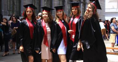 Galerie foto. Moment istoric la Colegiul "Mircea": a 100-a promoție și-a spus "La revedere!" - 3