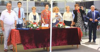 Galerie foto. Moment istoric la Colegiul "Mircea": a 100-a promoție și-a spus "La revedere!" - 5