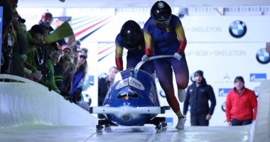 Stire din Sport : Fetele profesorului Paul Neagu strâng puncte pentru JO 2018