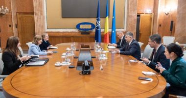 Stire din Politică-Administrație : Marcel Ciolacu s-a întâlnit cu Kathleen Kavalec. Printre discuții - Visa Waiver