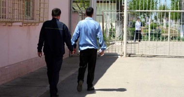 Stire din Eveniment : Gardienii vor să fie "polițiști de penitenciare"