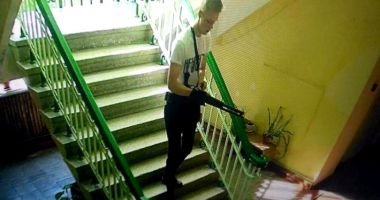 Stire din Actualitate : FOTO. Portretul elevului de 18 ani care a ucis 19 persoane, la liceu. Era obsedat de criminalii în serie
