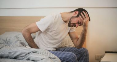 Stire din Sănătate : Evitați bolile de ficat! Fiți atenți la simptome!