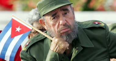 Stire din Actualitate : Viața și moartea lui Fidel Castro. De la "El Comandante", la "actor al Războiului Rece"