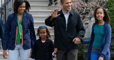 Stire din Actualitate : Fiicele cuplului Obama, concepute  cu ajutorul fertilizării in vitro