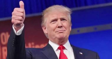 Stire din Actualitate : Fiii lui Trump, acuzați că au primit bani