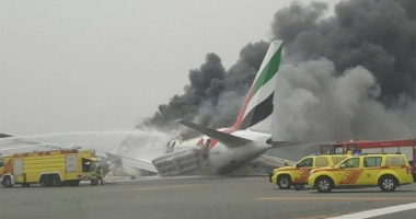 Stire din Actualitate : AVION PRĂBUȘIT ÎN MALTA. Niciun supraviețuitor / Imagini video de la fața locului - UPDATE
